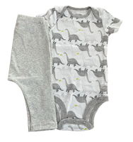 Conjunto Dino Carters y Old Navy Talla 6 meses