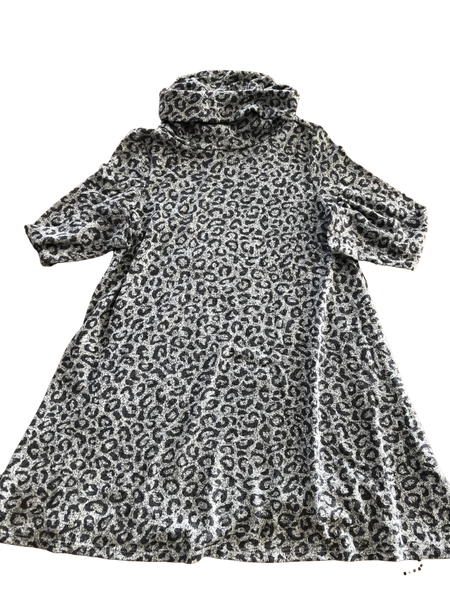 Vestido Gris Animal Print Old Navy Talla 4 años